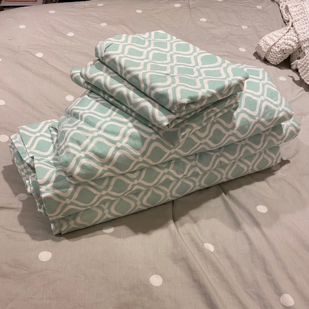 Queen Size Bedding